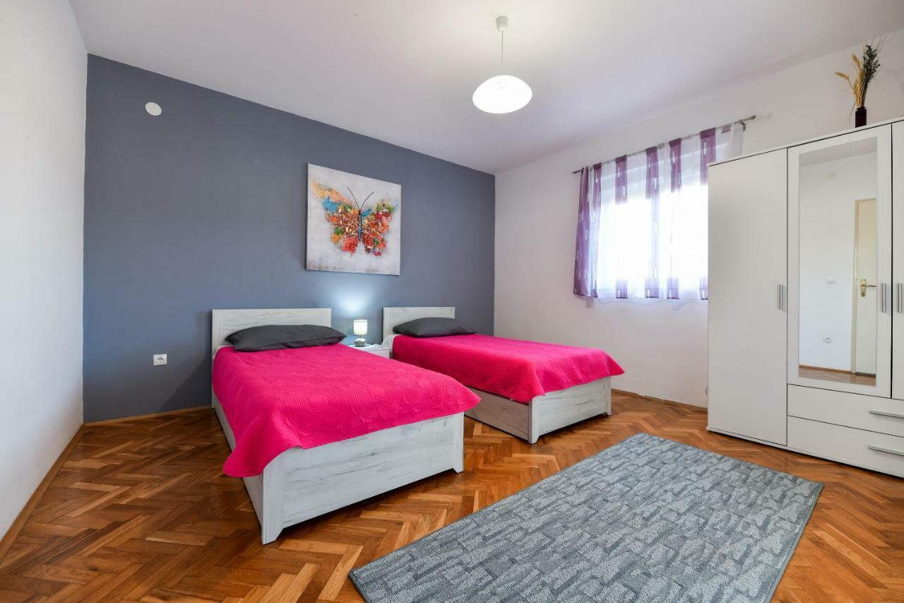 Kuca Za Odmor Lukic Villa Donje Rastane Bagian luar foto